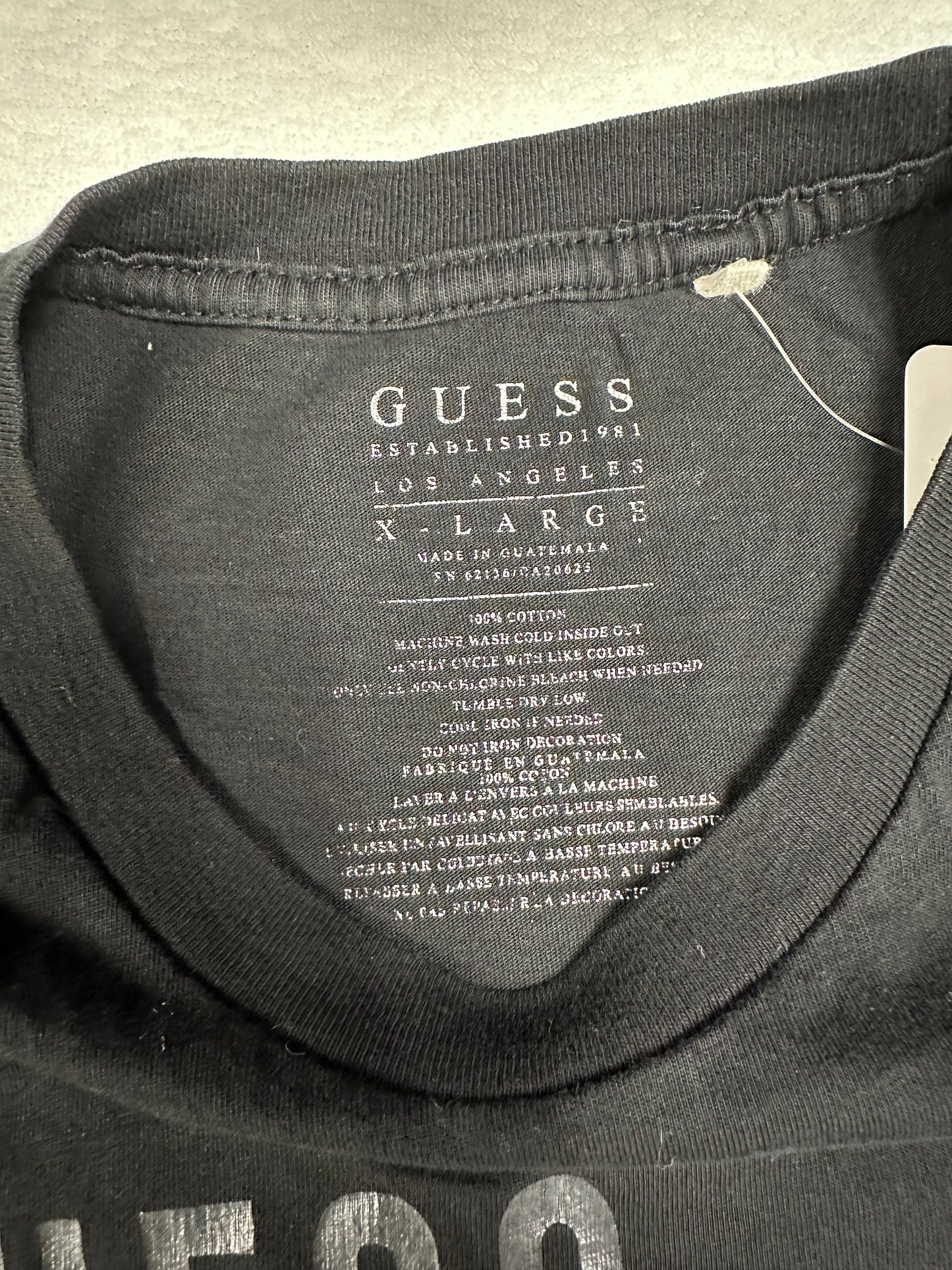 Guess Tee