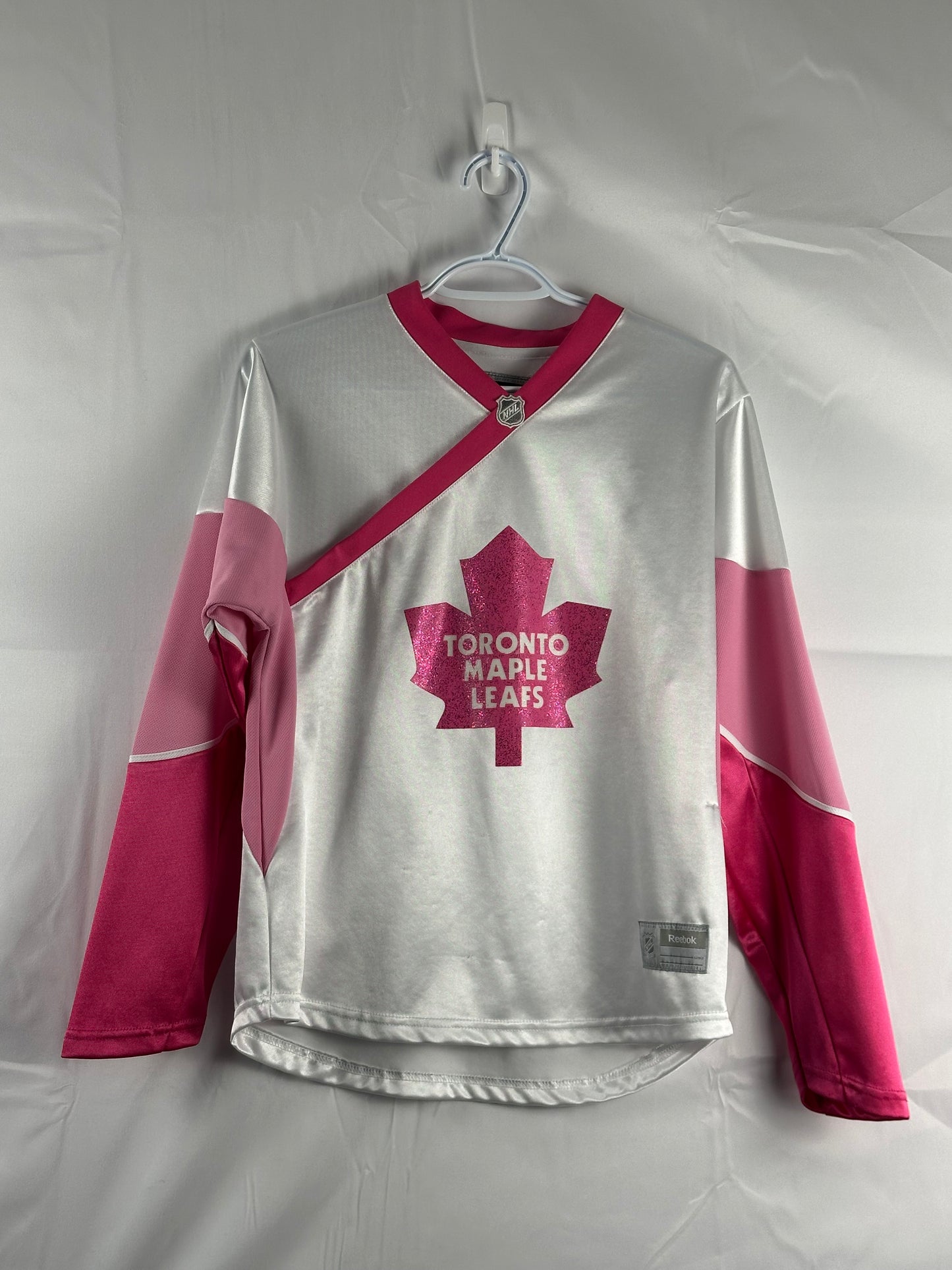 Breast Cancer Awareness Leafs Jersey
